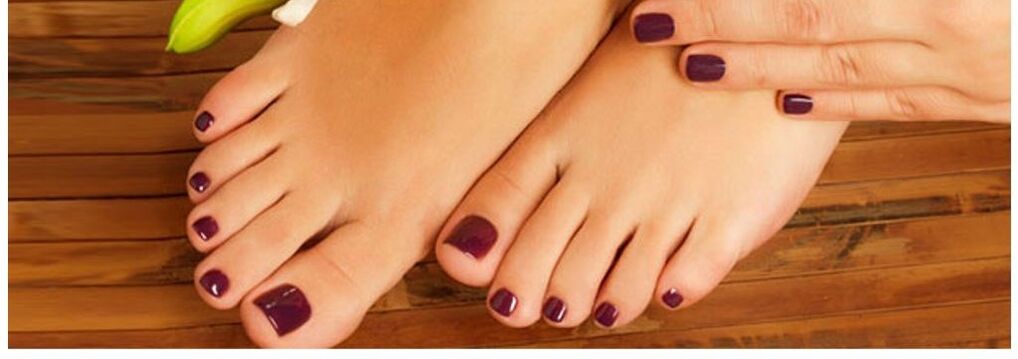 unhas dos pés curadas de fungos